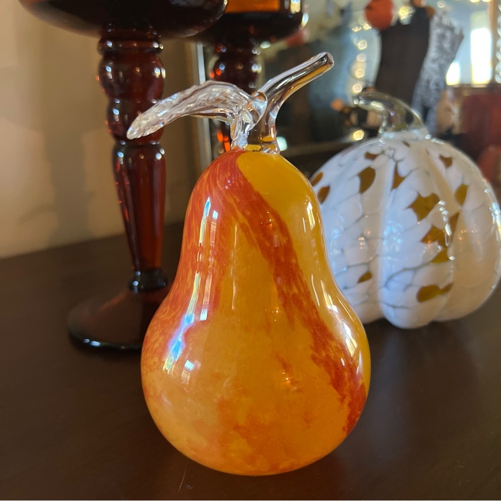 MURANO LARGE PEAR ART‎ PAPERWEIGHT W/APPLIED LEAF ORANGE RED LOVELY ! 7"